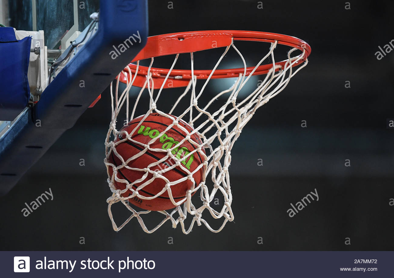 logo de Baloncesto Presente En El Mercedes